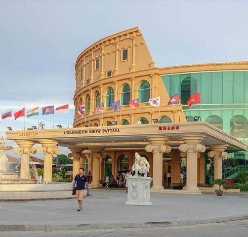 Ratanakorn Market находится возле Колизея