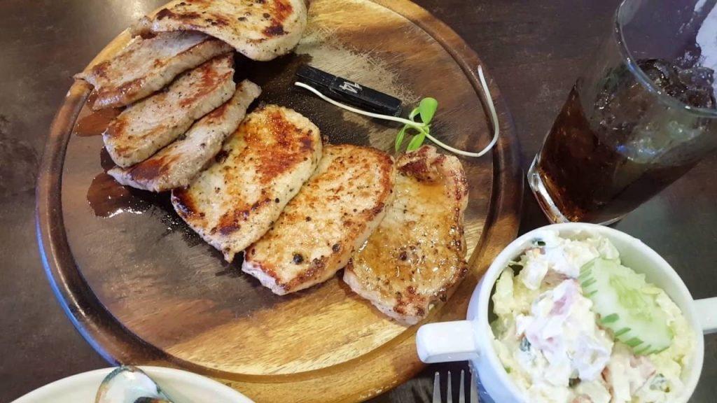 Вкусные блюда в безлимитном буфете Паттайи