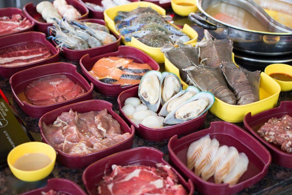 Сырые продукты для будущих блюд