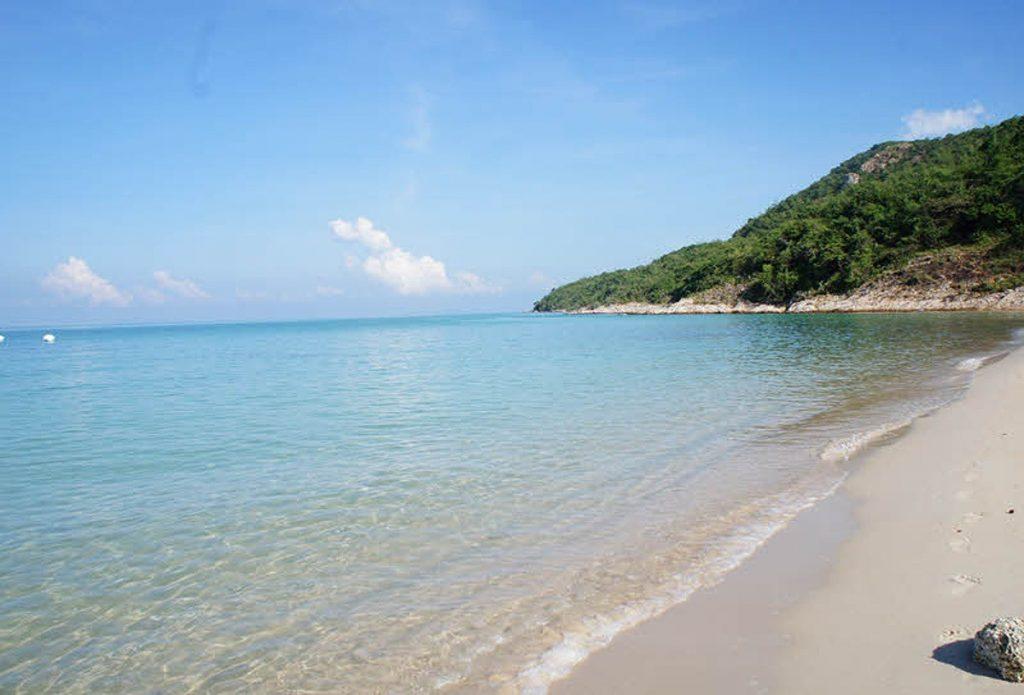 Красивые пейзажи Sai Kaew Beach