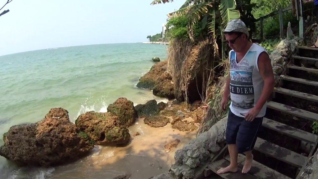 Уютный пляж Кози Бич