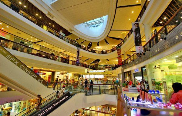 Многоэтажное здание Централ Фестиваля