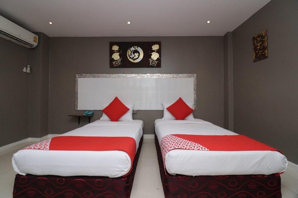 OYO 116 Natural Beach Hotel