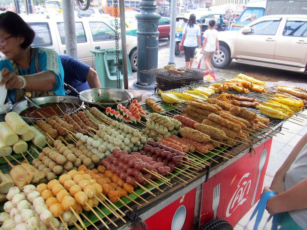 Каждая макашница индивидуальная в Таиланде