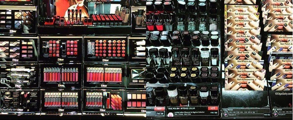 Декоративной косметики в Паттайе очень много разных брендов