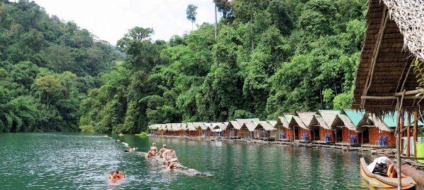 Место ночлега для туристов в Национальном парке Као Сок